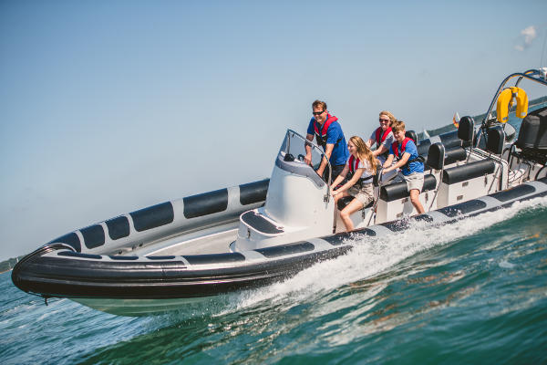 Bareboat Underway
