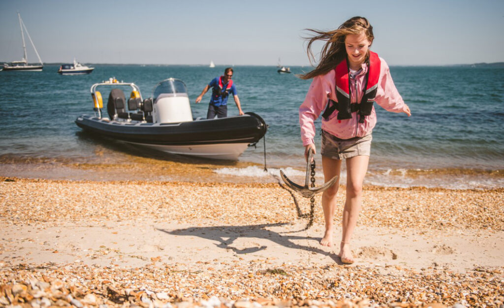 anchoring to beach
